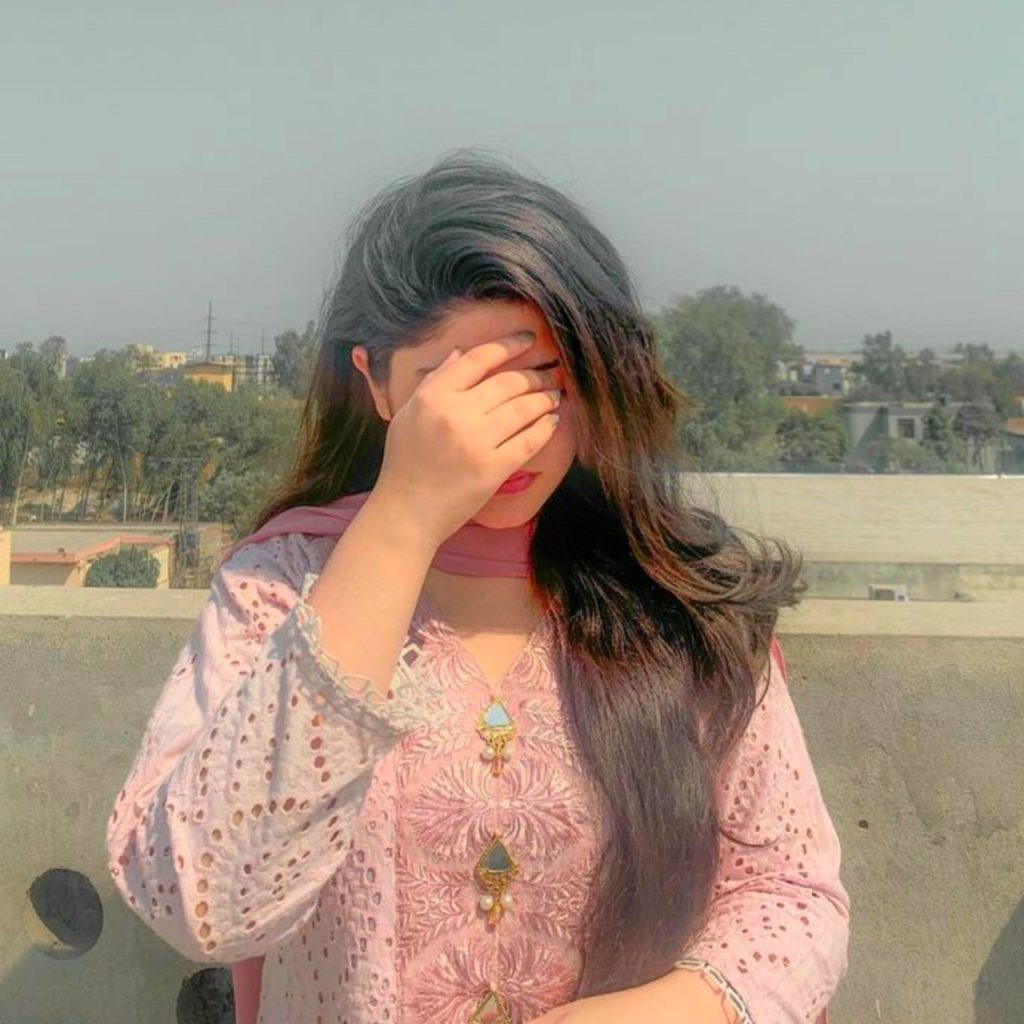 Hide Face Girl Pic, Whatsapp Dp For Girls Hidden Face