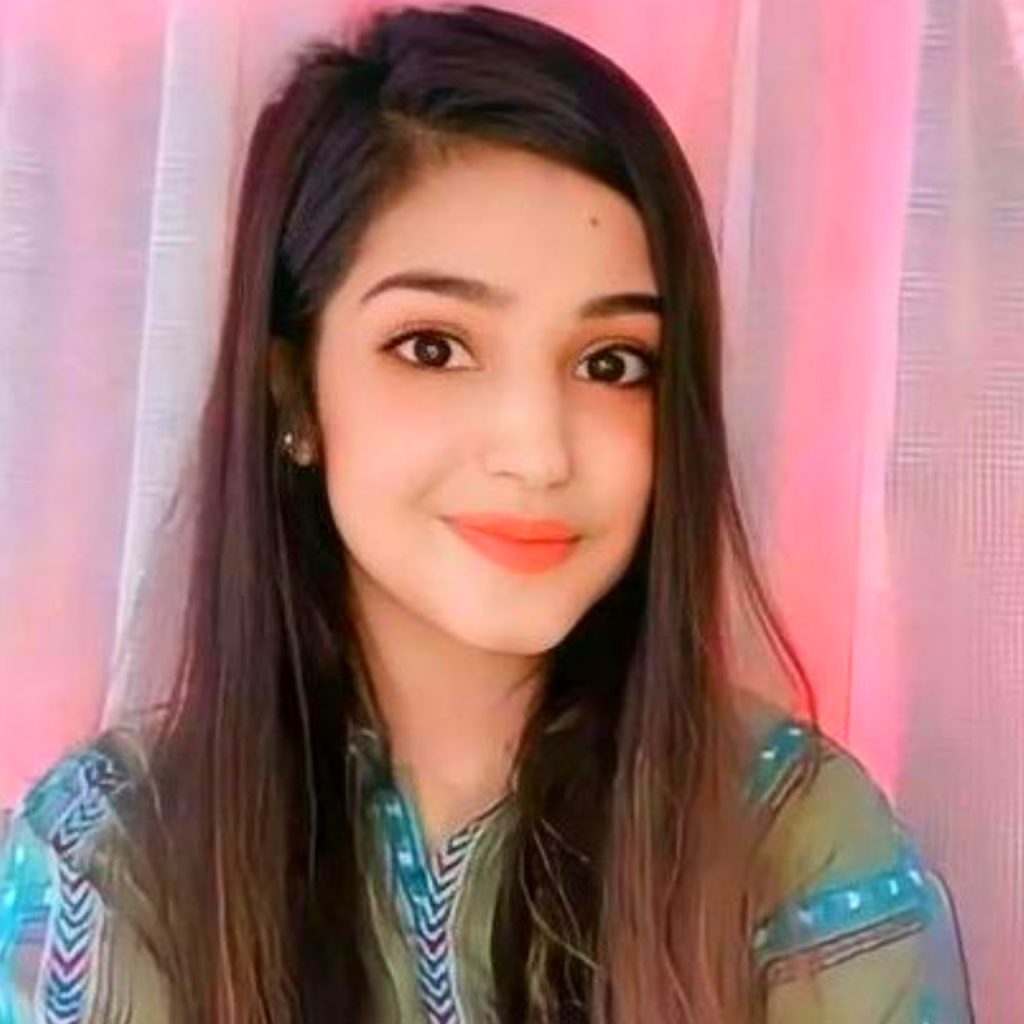 Cute Dp Girl, गर्ल्स फोटो