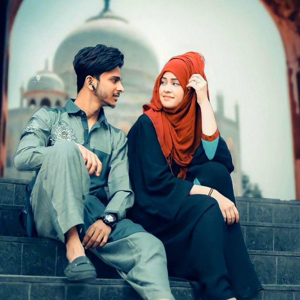 Islamic Couple Photo