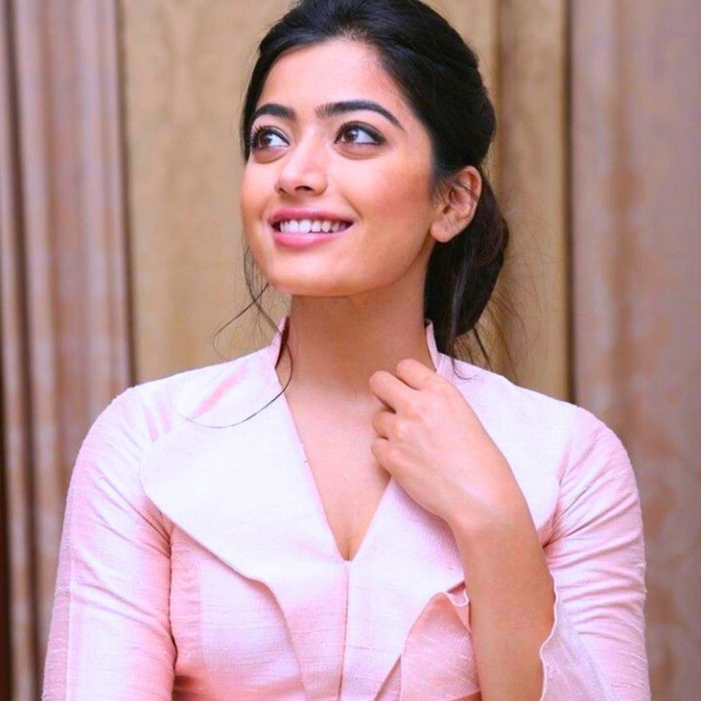 Rashmika Mandanna In Geetha Govindam Photos